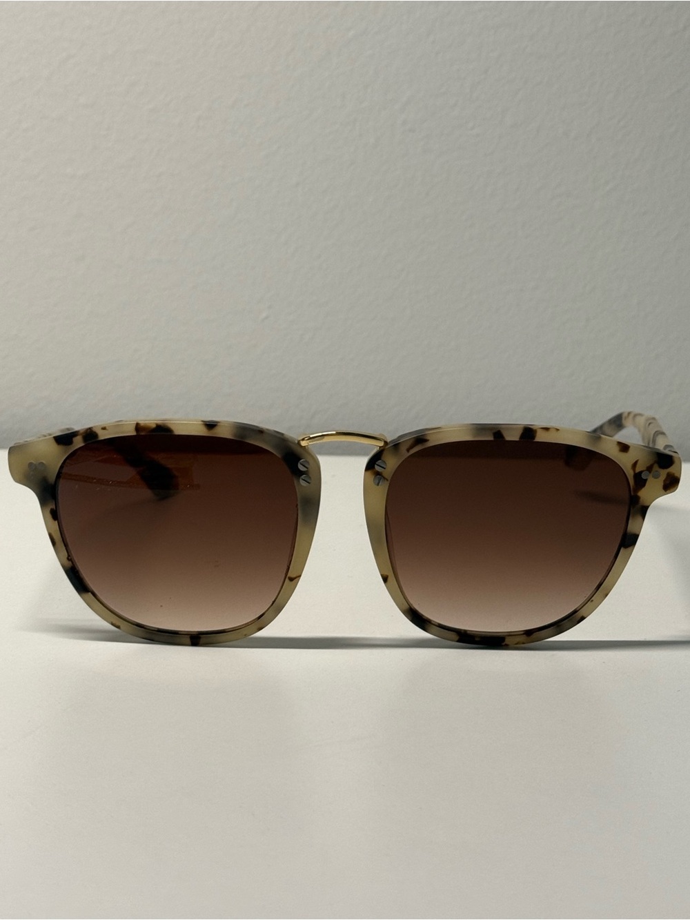 Krewe Adams Sunglasses Matte Oyster